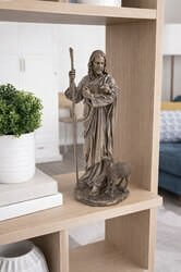 Religiøs gaveidé – Jesus hyrde statue til kristent hjem